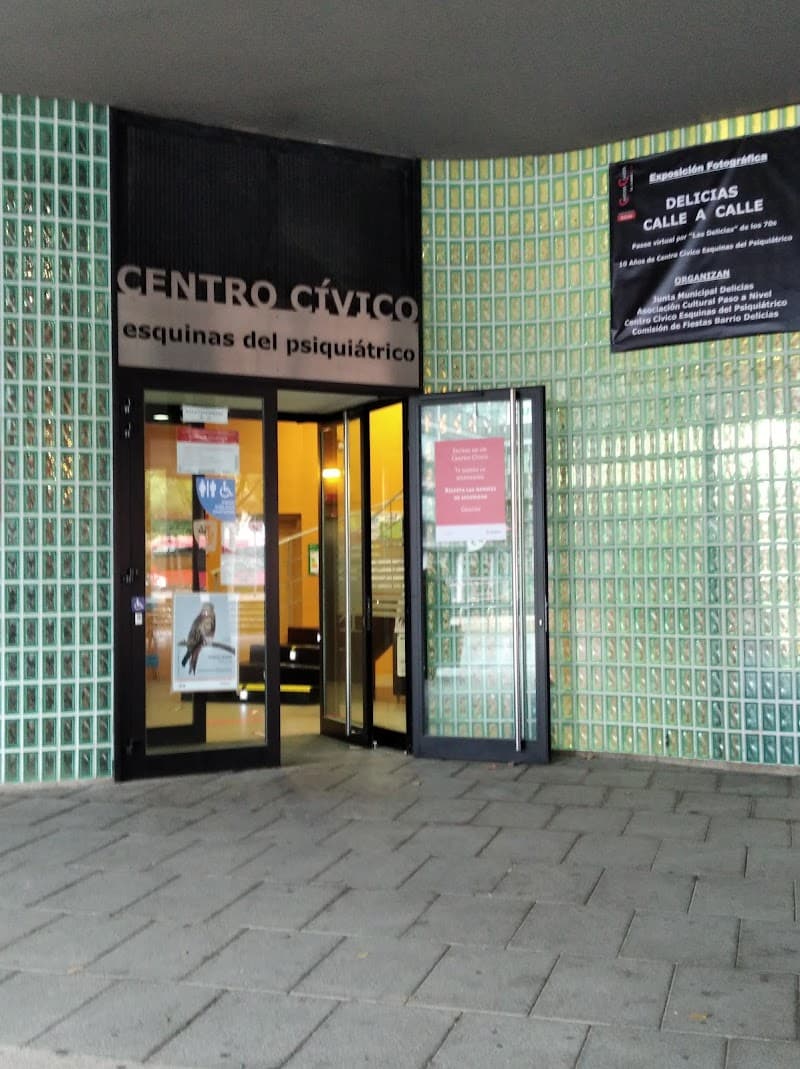 Centro Cívico Esquinas del Psiquiátrico