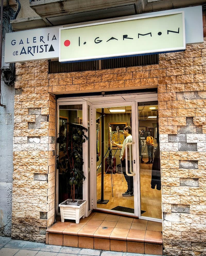 ESTUDIO DE ISABEL GARMON