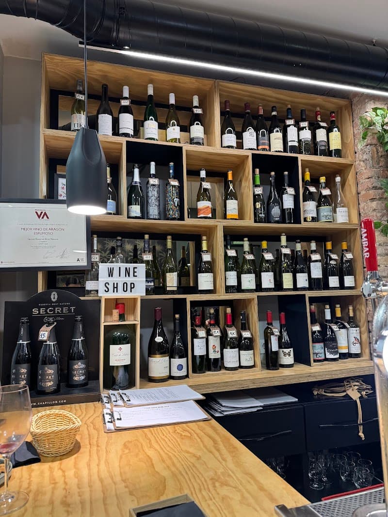 Les amis wine bar