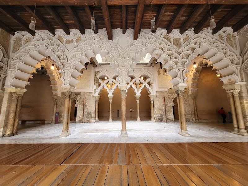 Palacio de la Aljafería