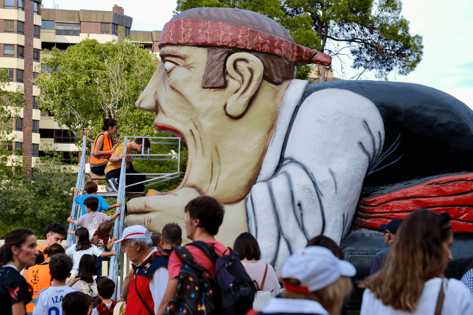 Tragachicos. El Pilar en Parque Goya